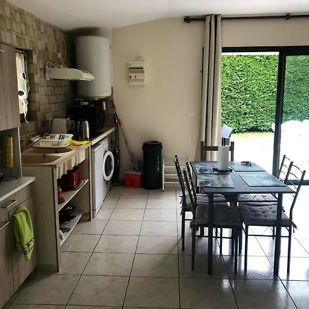 Maison Avec Piscine A 폰텐스레포지스