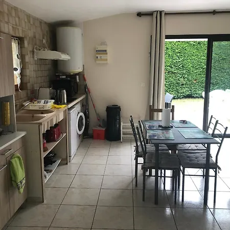 Maison Avec Piscine A *