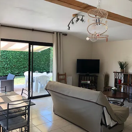 Maison Avec Piscine A Semesterbostad